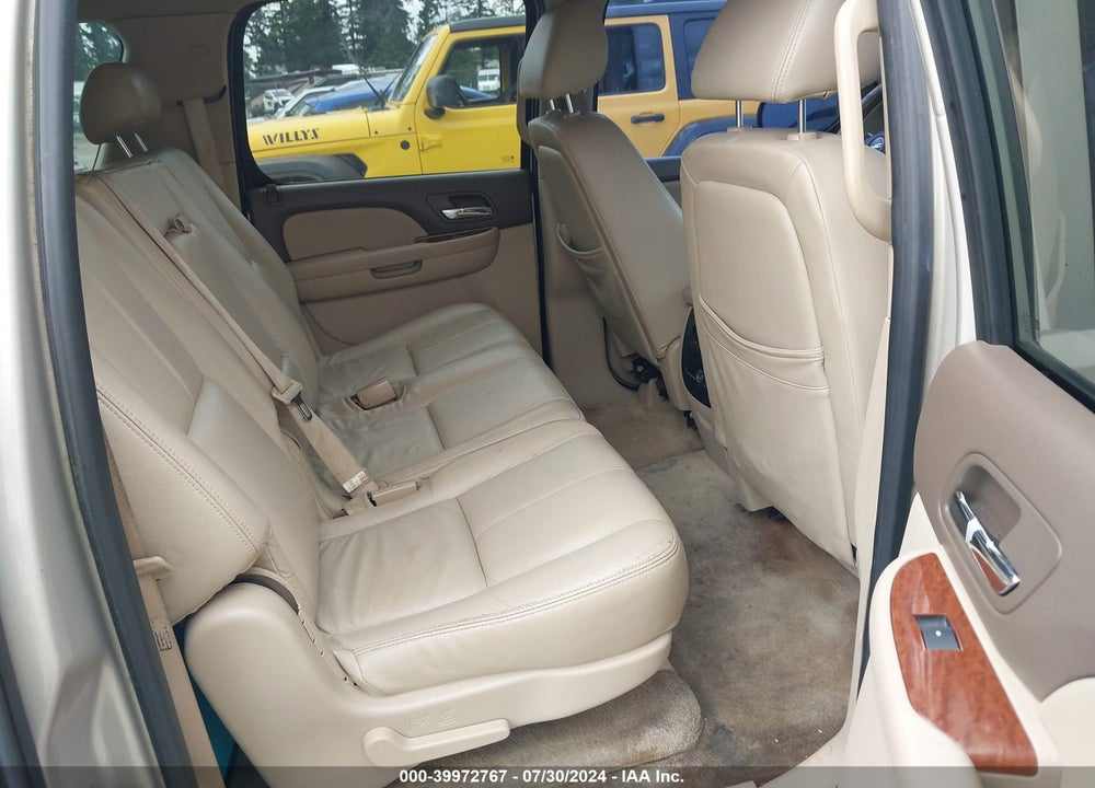 2007 GMC YUKON XL 1500 SLE VIN: 1GKFC16097J230806