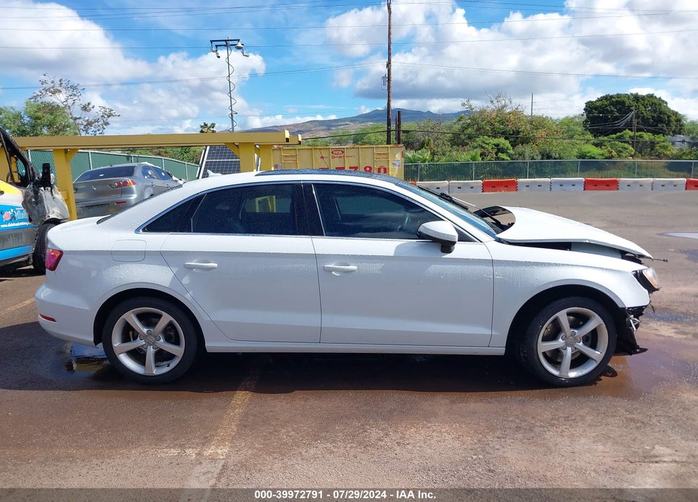 2015 AUDI A3 1.8T PREMIUM VIN: WAUACGFF2F1012067