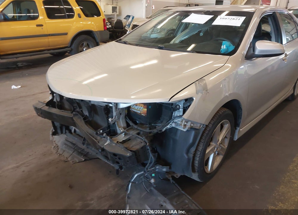 2014 TOYOTA CAMRY SE VIN: 4T1BF1FKXEU808079
