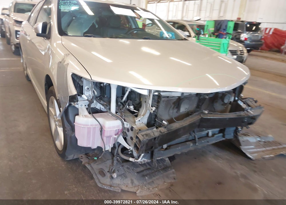 2014 TOYOTA CAMRY SE VIN: 4T1BF1FKXEU808079