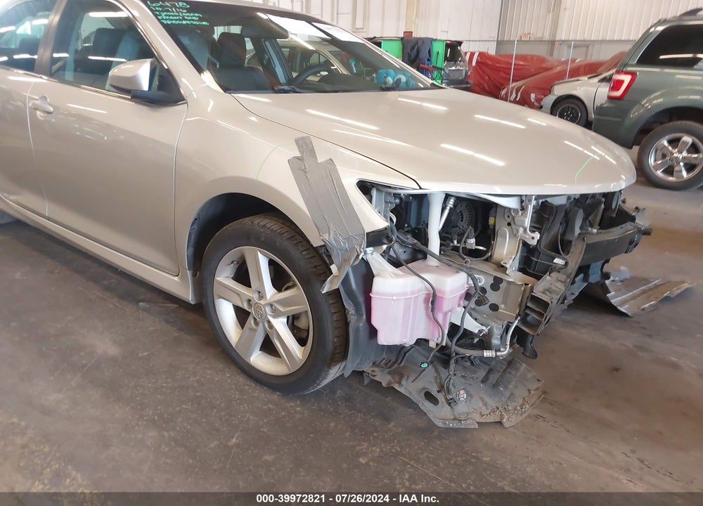 2014 TOYOTA CAMRY SE VIN: 4T1BF1FKXEU808079