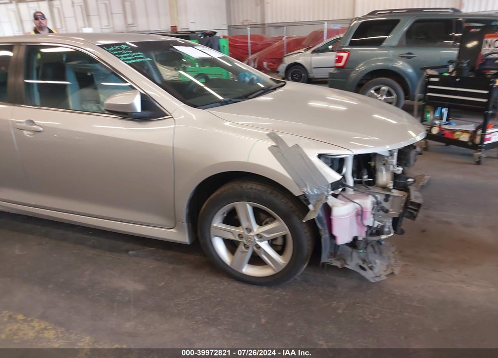 2014 TOYOTA CAMRY SE VIN: 4T1BF1FKXEU808079