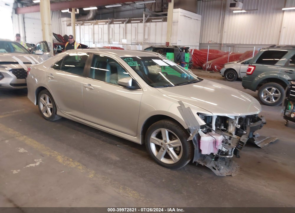 2014 TOYOTA CAMRY SE VIN: 4T1BF1FKXEU808079