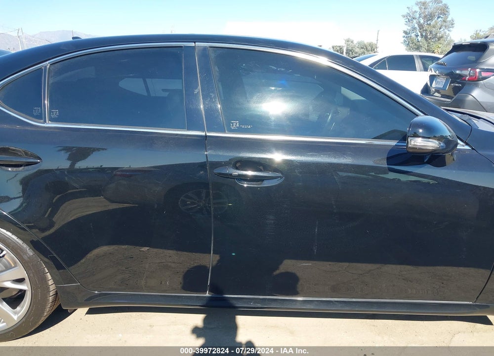 2009 LEXUS IS 250 VIN: JTHBK262695106829