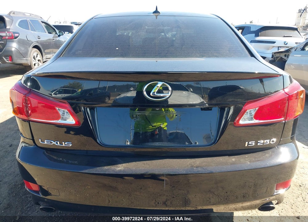 2009 LEXUS IS 250 VIN: JTHBK262695106829