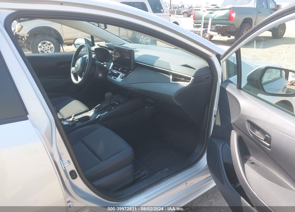2024 TOYOTA COROLLA LE VIN: 5YFB4MDE5RP176720