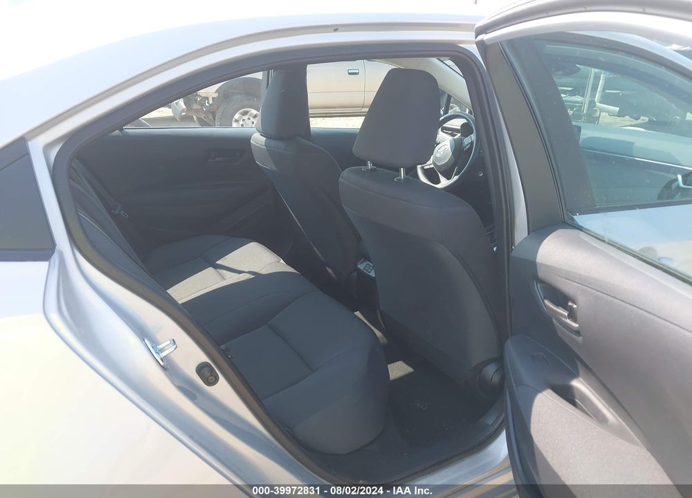 2024 TOYOTA COROLLA LE VIN: 5YFB4MDE5RP176720