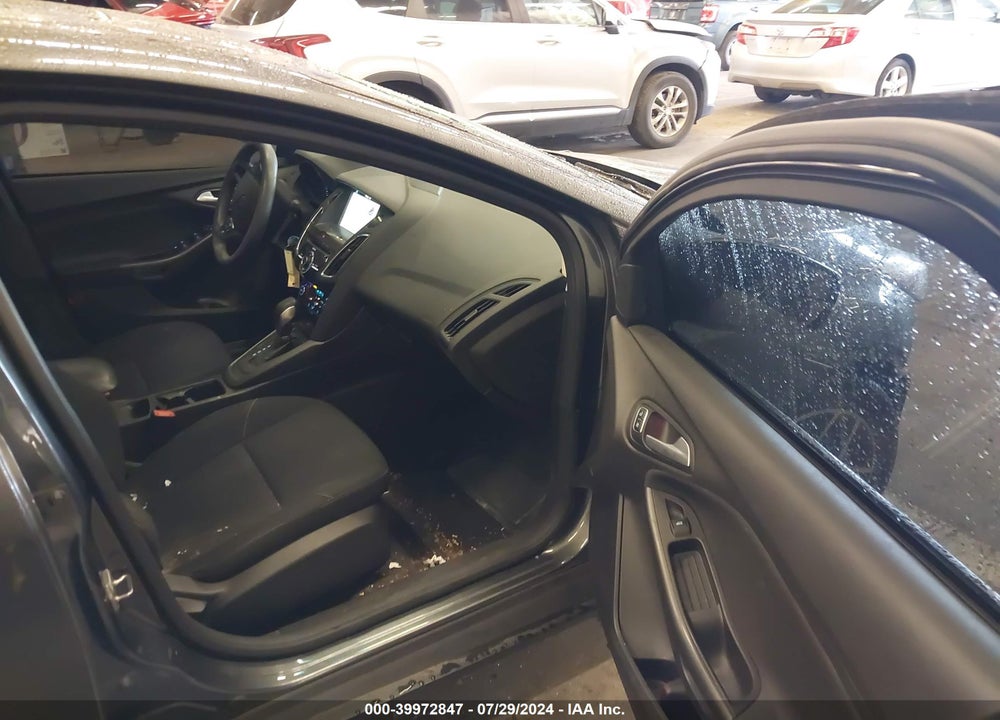 2017 FORD FOCUS VIN: 1FADP3H26HL299966