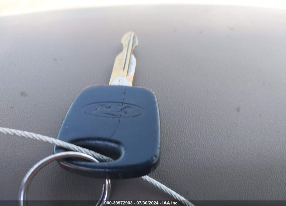 2001 FORD EXPEDITION EDDIE BAUER VIN: 1FMEU17L51LA83808