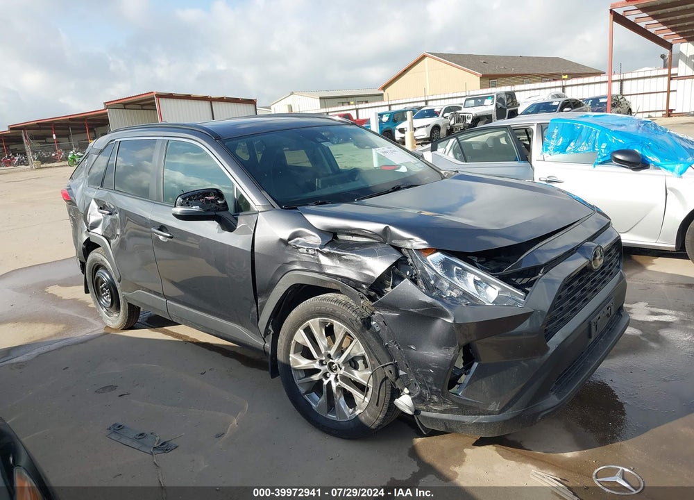2019 TOYOTA RAV4 XLE PREMIUM VIN: 2T3C1RFV2KC010353