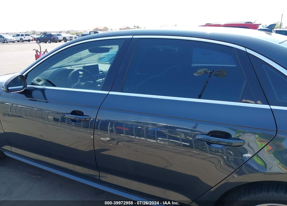 2017 AUDI A4 2.0T PREMIUM VIN: WAUENAF43HN001615