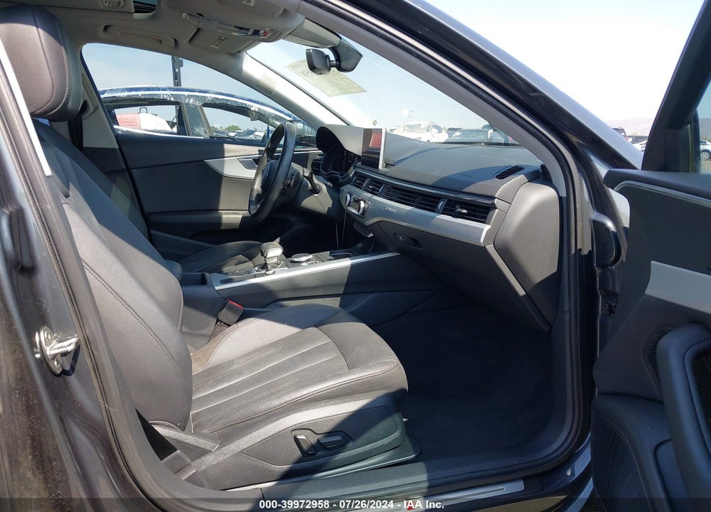2017 AUDI A4 2.0T PREMIUM VIN: WAUENAF43HN001615
