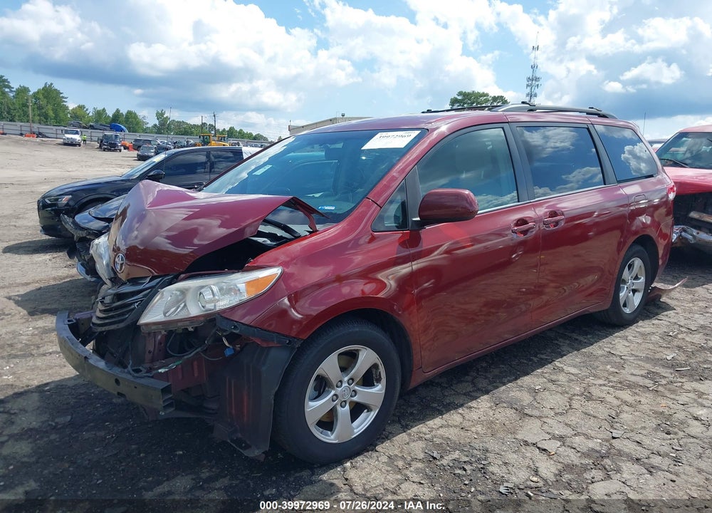 2014 TOYOTA SIENNA LE V6 8 PASSENGER VIN: 5TDKK3DC4ES496756