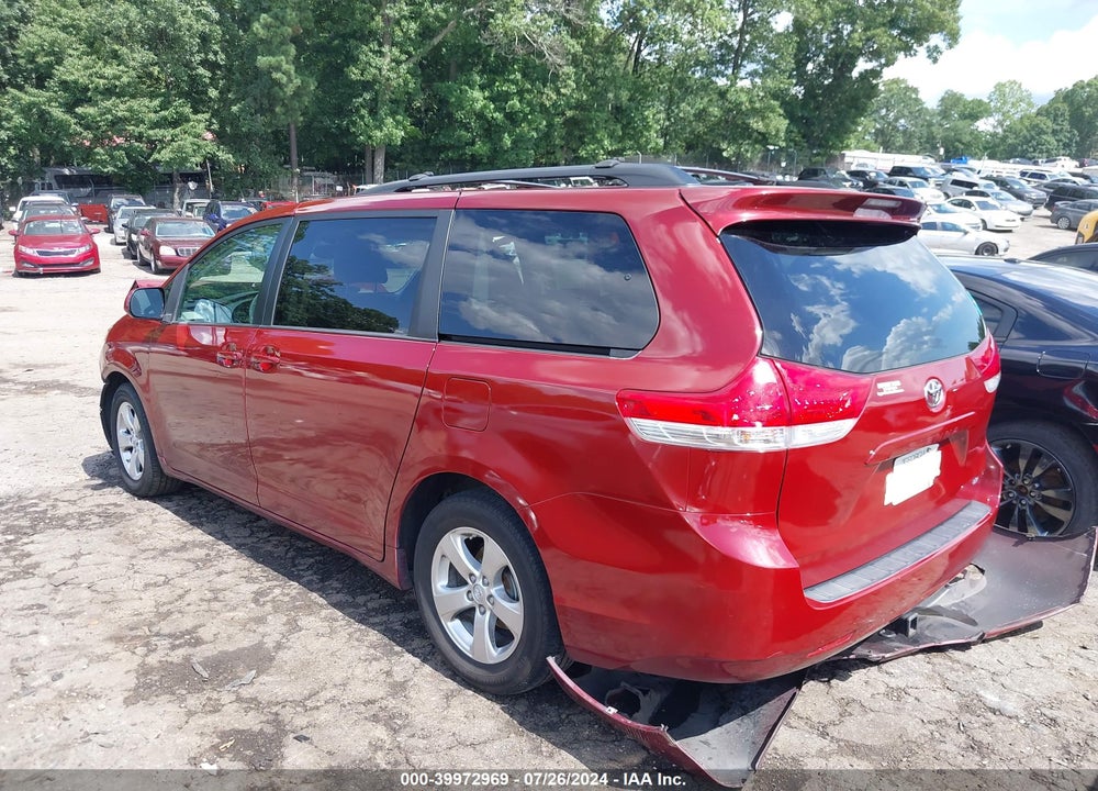 2014 TOYOTA SIENNA LE V6 8 PASSENGER VIN: 5TDKK3DC4ES496756