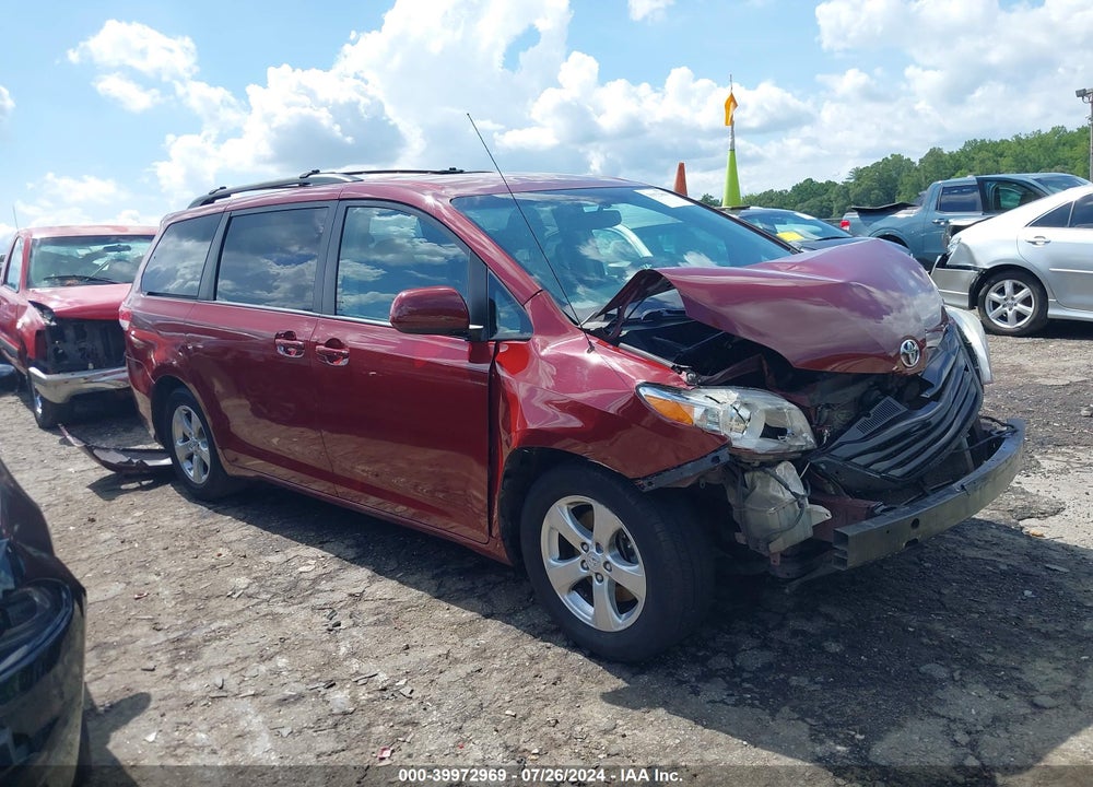 2014 TOYOTA SIENNA LE V6 8 PASSENGER VIN: 5TDKK3DC4ES496756