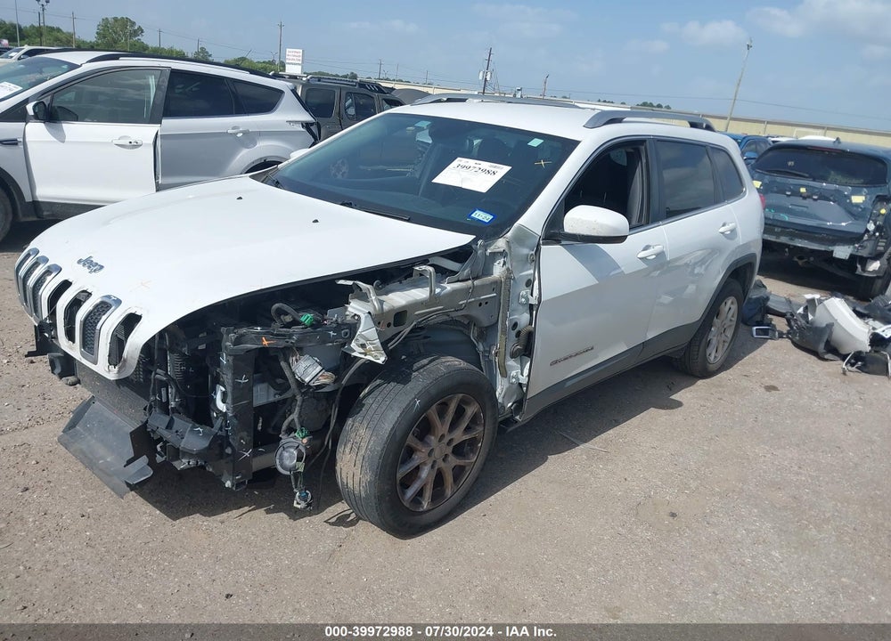2015 JEEP CHEROKEE LATITUDE VIN: 1C4PJLCS1FW670303