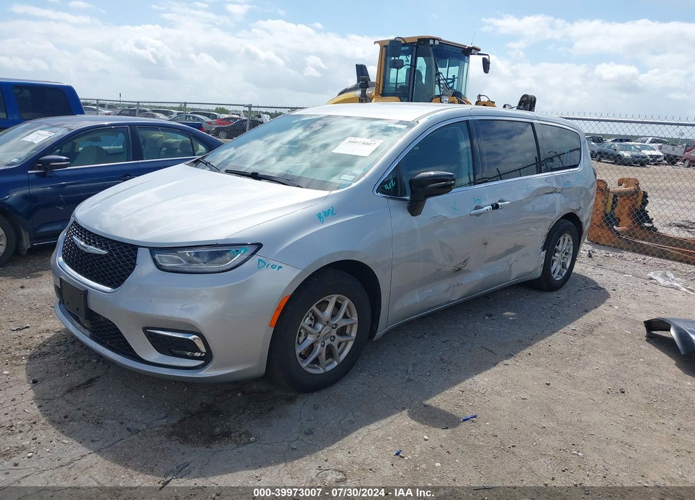 2024 CHRYSLER PACIFICA TOURING L VIN: 2C4RC1BG4RR133068