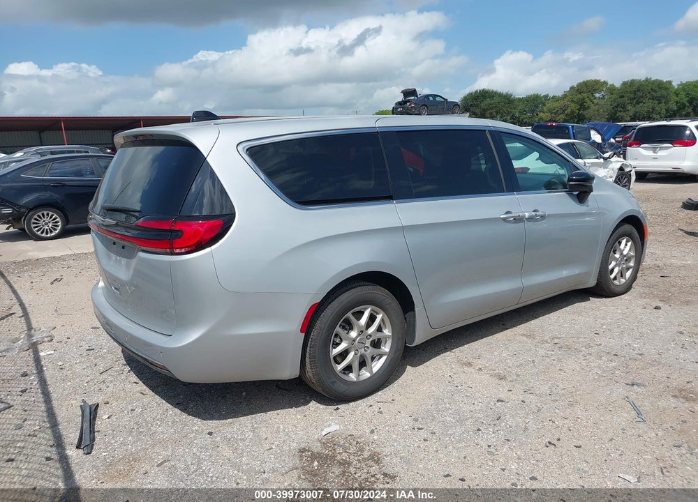 2024 CHRYSLER PACIFICA TOURING L VIN: 2C4RC1BG4RR133068