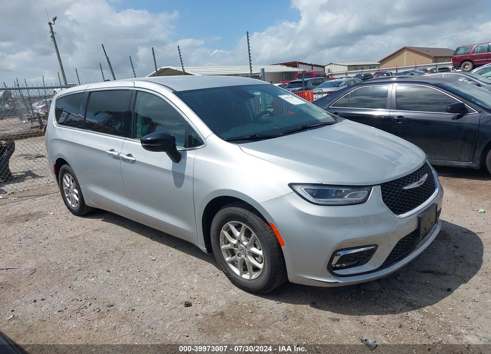 2024 CHRYSLER PACIFICA TOURING L VIN: 2C4RC1BG4RR133068