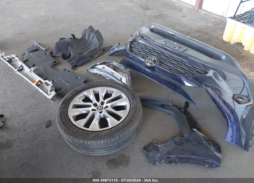 2023 TOYOTA RAV4 XLE PREMIUM VIN: 2T3C1RFV3PW298485