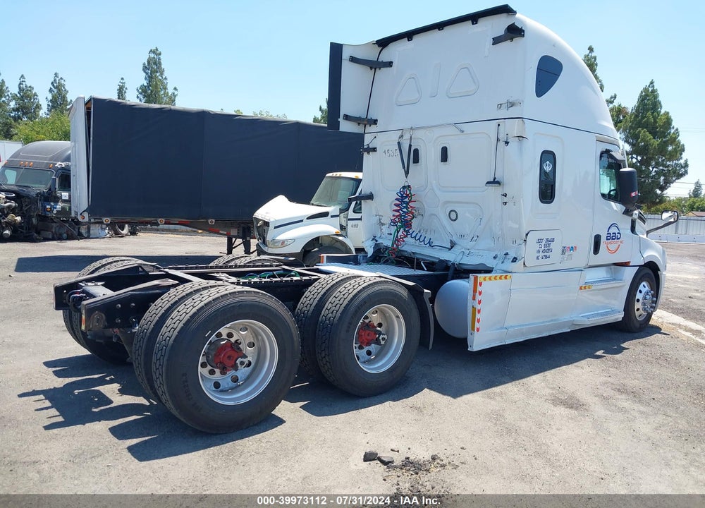 2021 FREIGHTLINER NEW CASCADIA 126 VIN: 3AKJHHDR2MSMZ8174