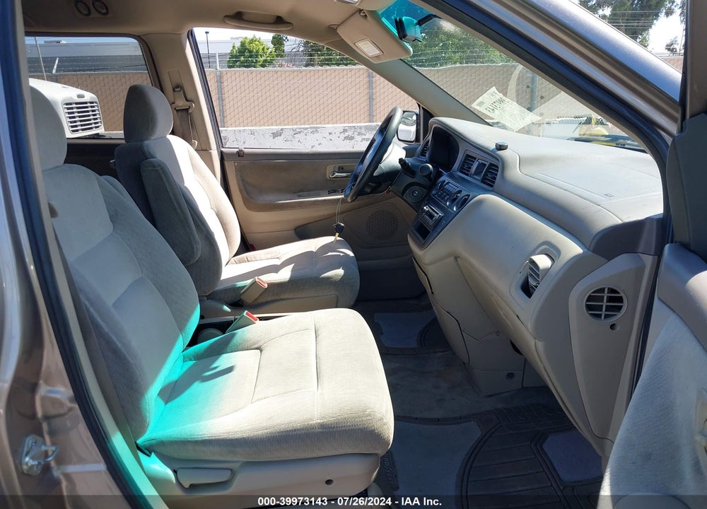 2003 HONDA ODYSSEY LX VIN: 5FNRL185X3B022212