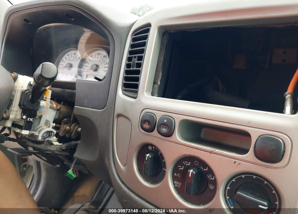 2006 FORD ESCAPE XLT VIN: 1FMYU03Z46KC54854