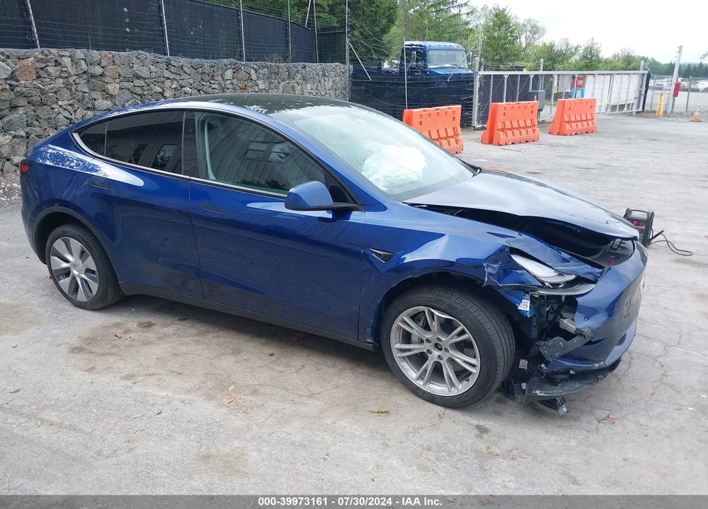2023 TESLA MODEL Y AWD/LONG RANGE DUAL MOTOR ALL-WHEEL DRIVE VIN: 7SAYGDEEXPA199600
