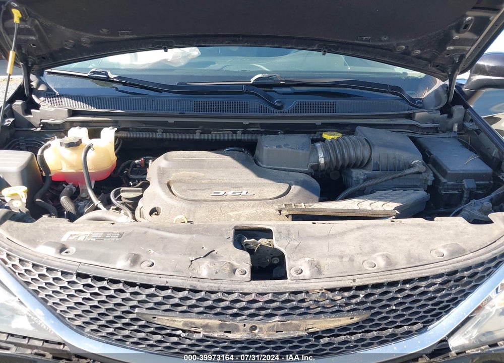 2017 CHRYSLER PACIFICA LX VIN: 2C4RC1CG5HR552043