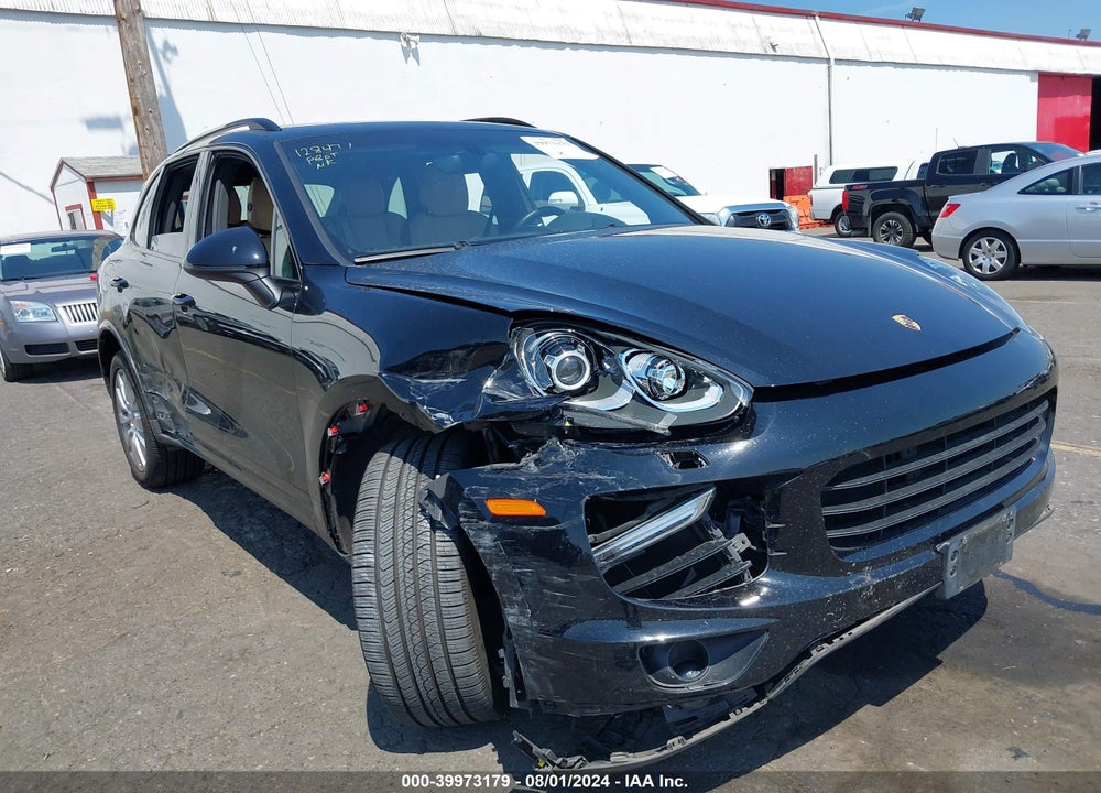 2018 PORSCHE CAYENNE PLATINUM EDITION VIN: WP1AA2A21JKA04088