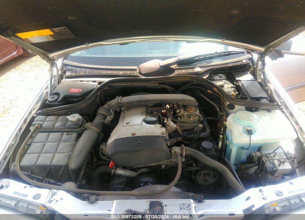 1998 MERCEDES-BENZ C 230 VIN: WDBHA23G6WA595992