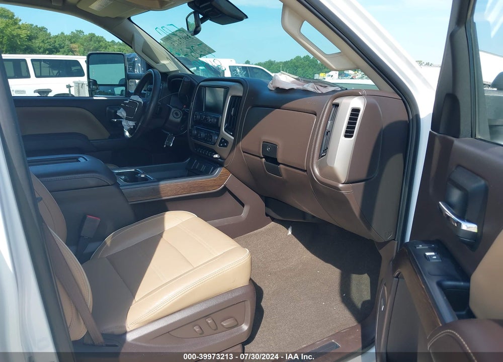 2017 GMC SIERRA 3500HD DENALI VIN: 1GT42YEY1HF238490