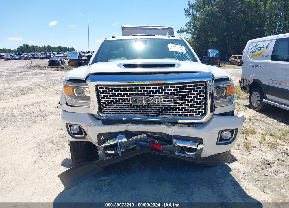 2017 GMC SIERRA 3500HD DENALI VIN: 1GT42YEY1HF238490