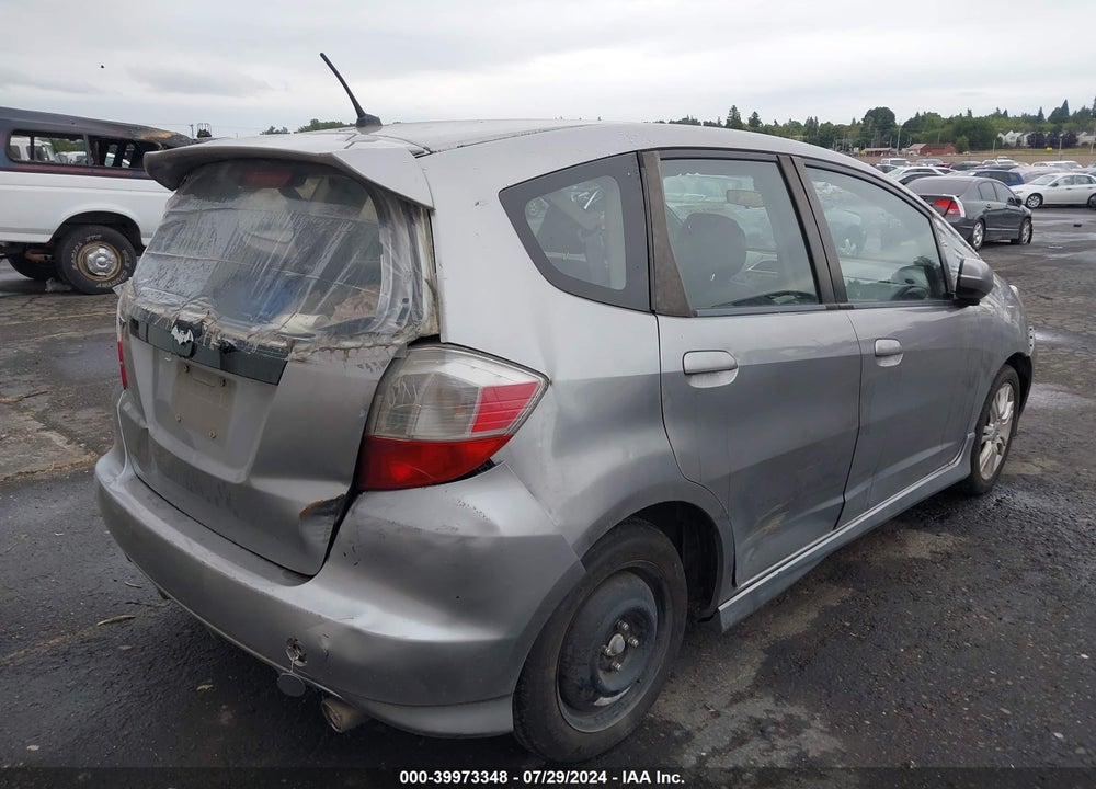 2009 HONDA FIT SPORT VIN: JHMGE88649S063089
