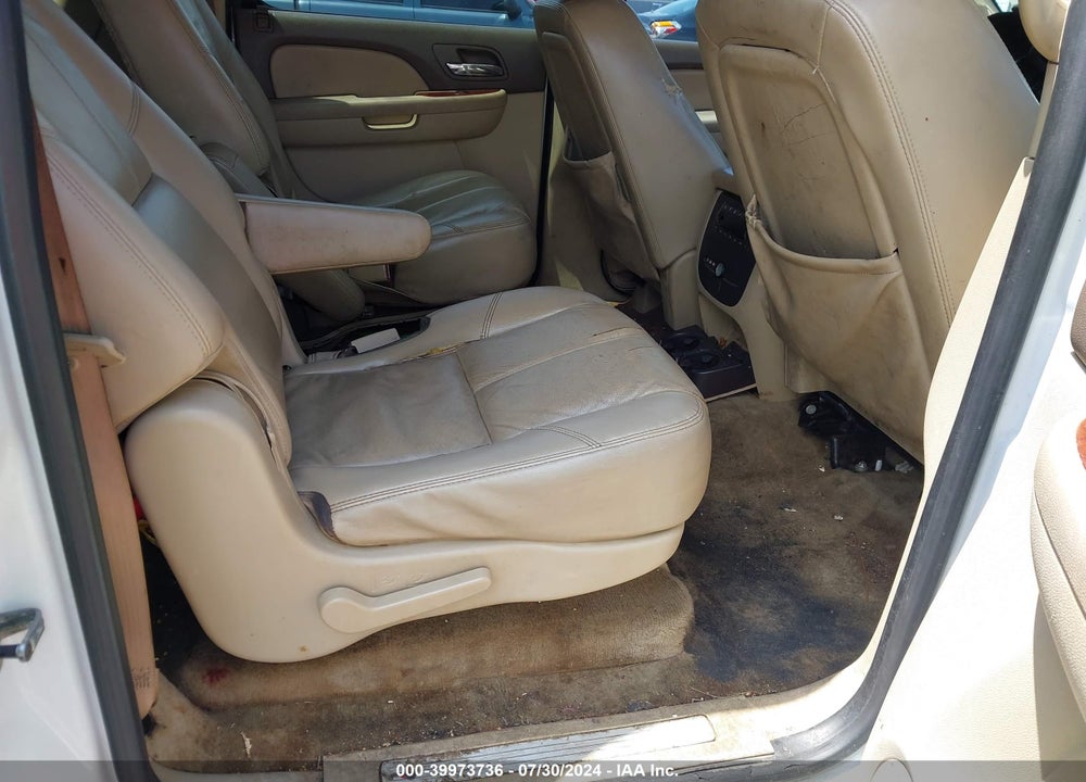 2009 GMC YUKON XL 1500 SLT2 VIN: 1GKFC36J89R152835