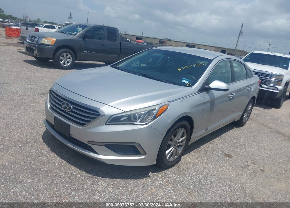 2016 HYUNDAI SONATA SE VIN: 5NPE24AF3GH311526