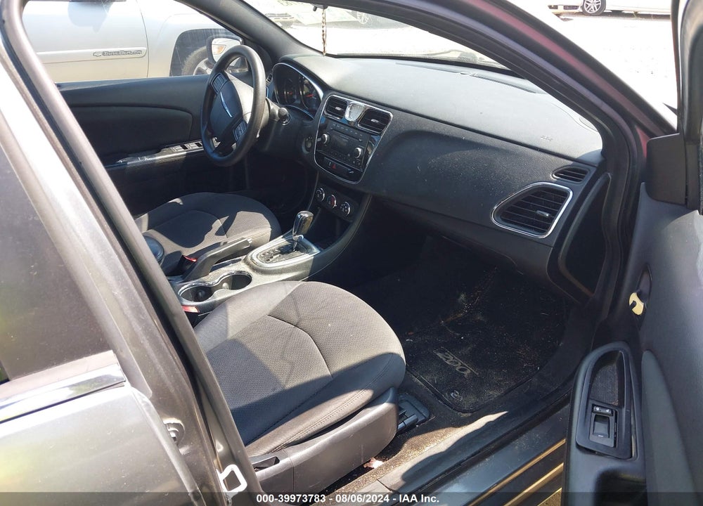 2012 CHRYSLER 200 LX VIN: 1C3CCBAB8CN201883
