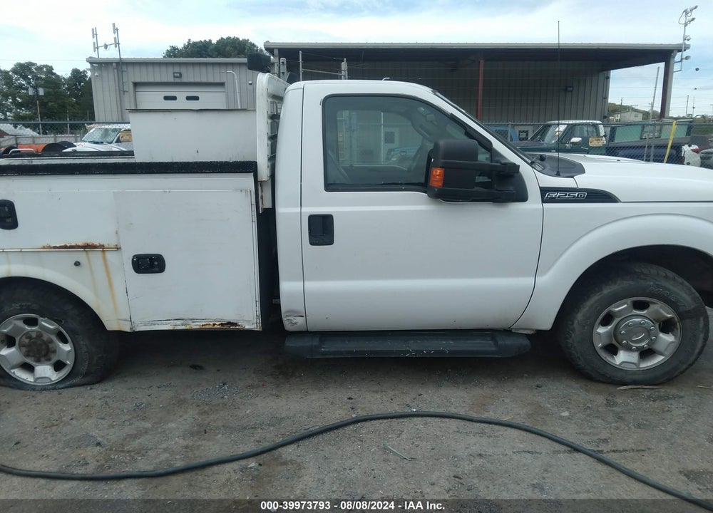 2012 FORD F-250 XL VIN: 1FDBF2A6XCEC34266