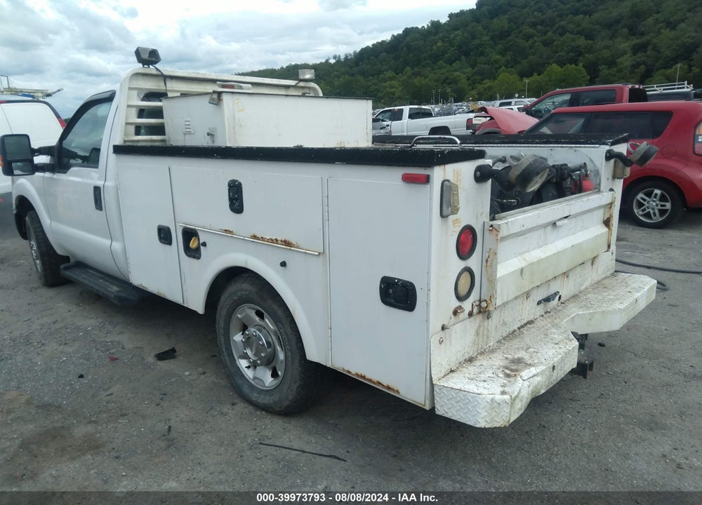 2012 FORD F-250 XL VIN: 1FDBF2A6XCEC34266