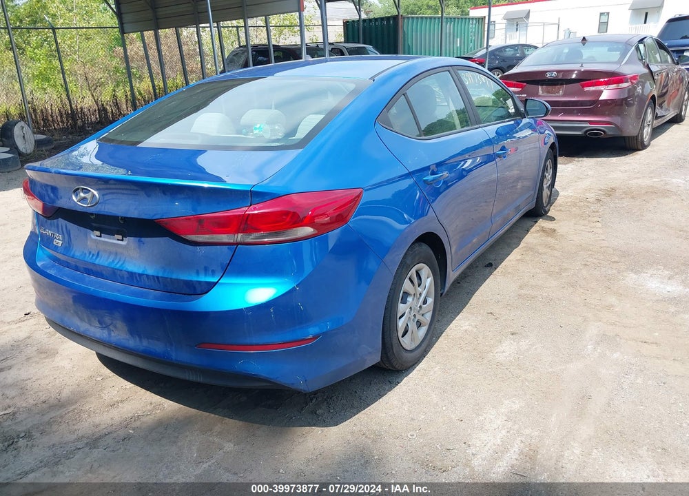 2018 HYUNDAI ELANTRA SE VIN: 5NPD74LF1JH221616