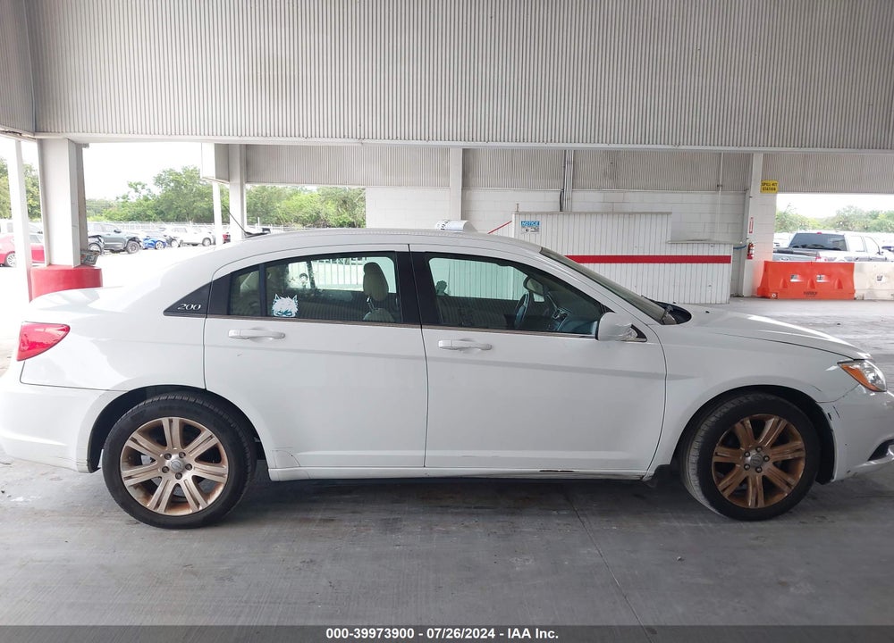 2013 CHRYSLER 200 VIN: 1C3CCBBB2DN610056