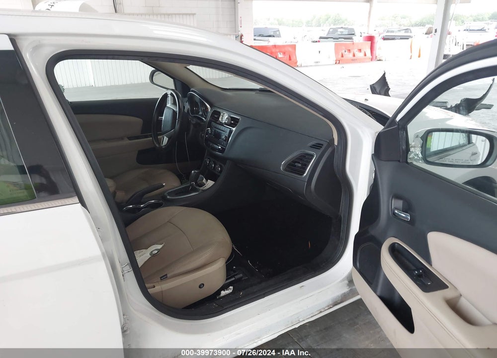 2013 CHRYSLER 200 VIN: 1C3CCBBB2DN610056
