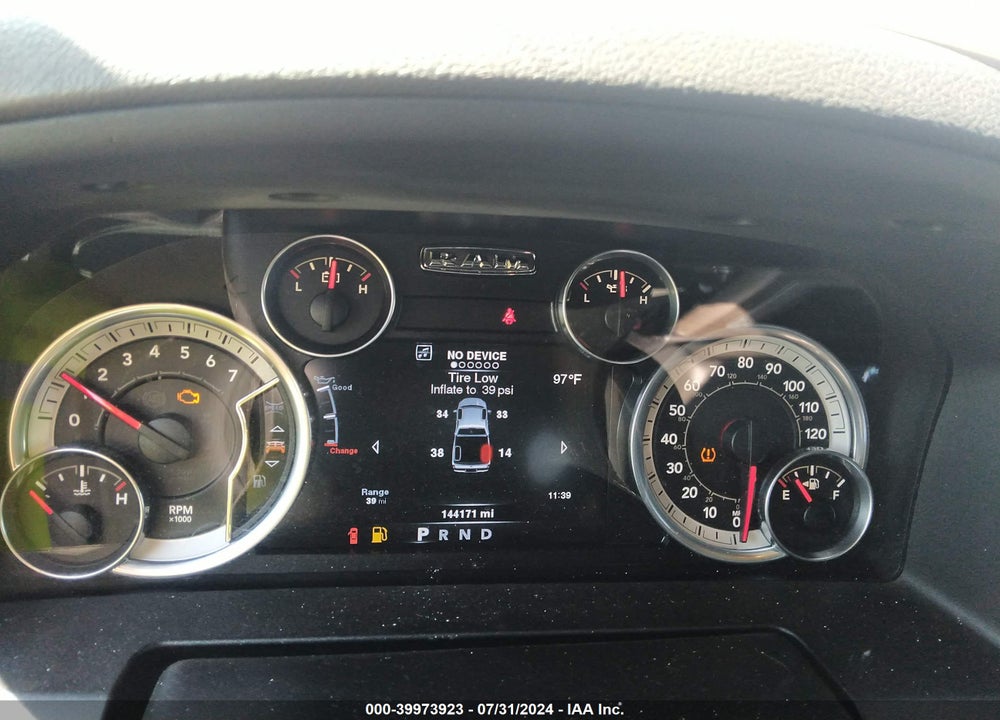 2014 RAM 1500 BIG HORN VIN: 1C6RR7GT5ES437369
