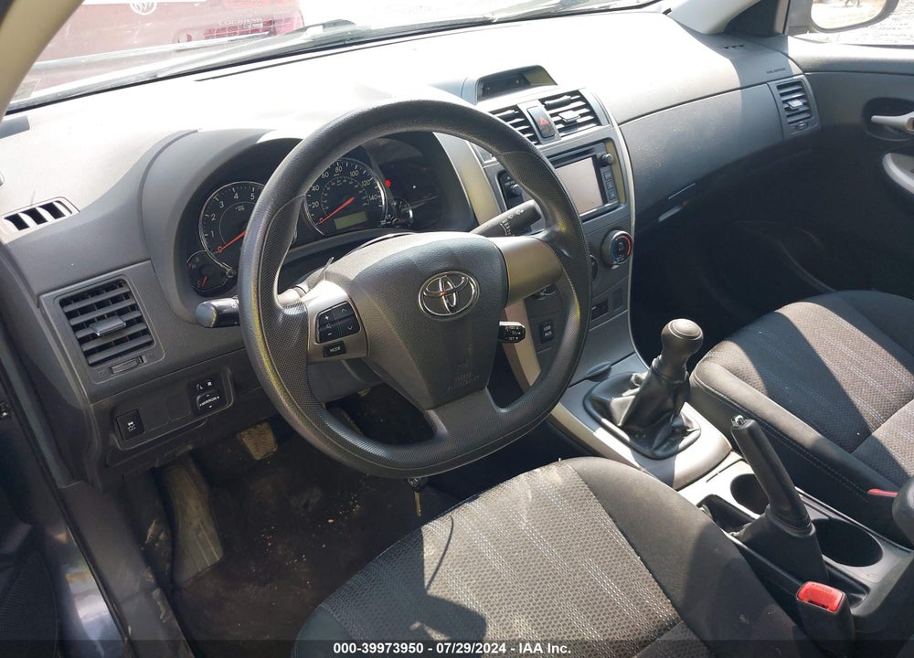 2013 TOYOTA COROLLA S VIN: 2T1BU4EE3DC950373