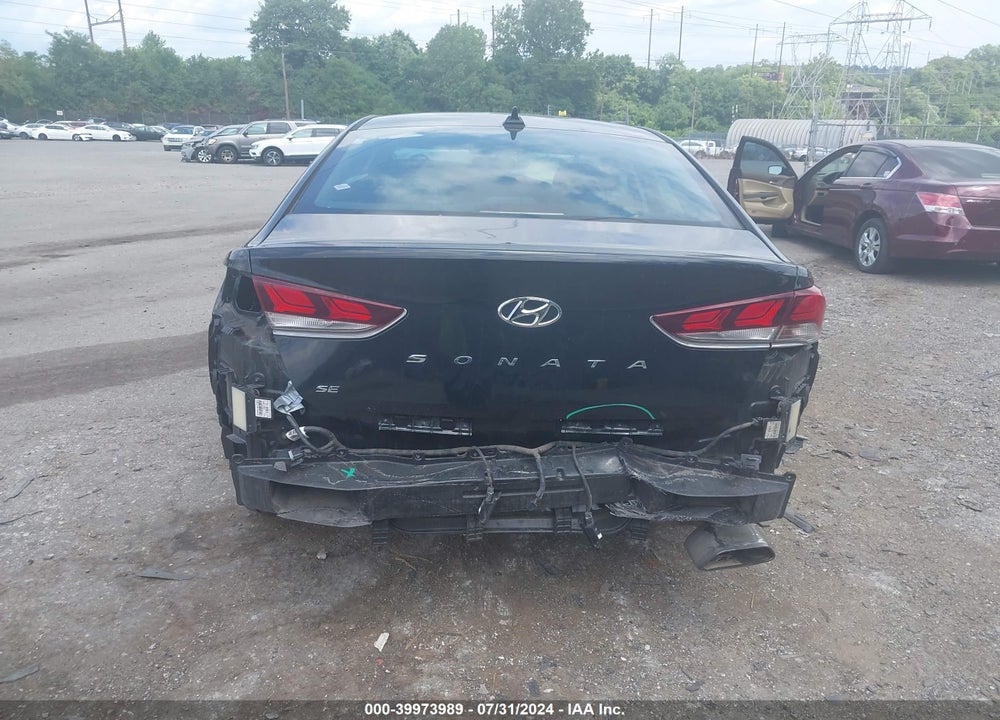 2018 HYUNDAI SONATA SE VIN: 5NPE24AF8JH598532
