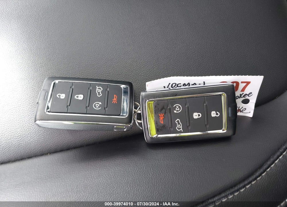 2023 JEEP GRAND CHEROKEE L LIMITED 4X4 VIN: 1C4RJKBG3P8810891