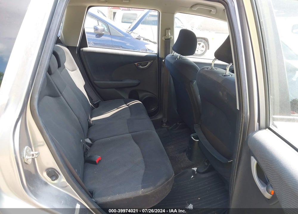 2009 HONDA FIT SPORT VIN: JHMGE874X9S040447