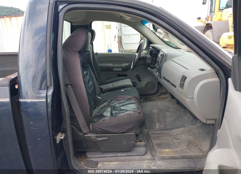 2008 GMC SIERRA 1500 WORK TRUCK VIN: 1GTEC14X68Z307335