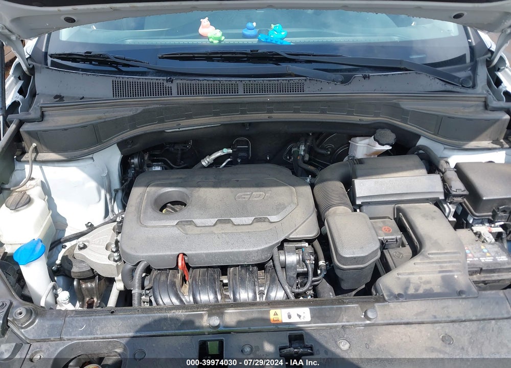 2018 HYUNDAI SANTA FE SPORT 2.4L VIN: 5XYZUDLB7JG546435
