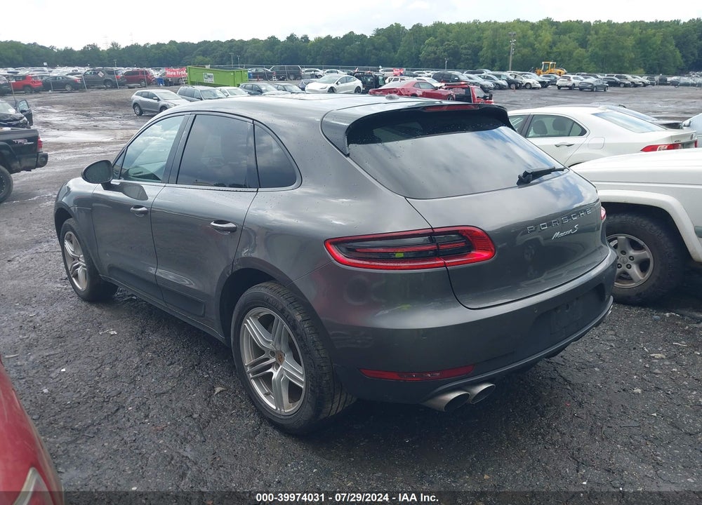 2015 PORSCHE MACAN S VIN: WP1AB2A53FLB58195